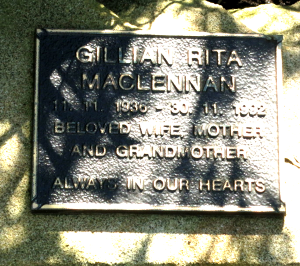 Photo of headstones/Gillian Rita MacLennan 1936-1992 hdstn Pinegrove mem pk NSW